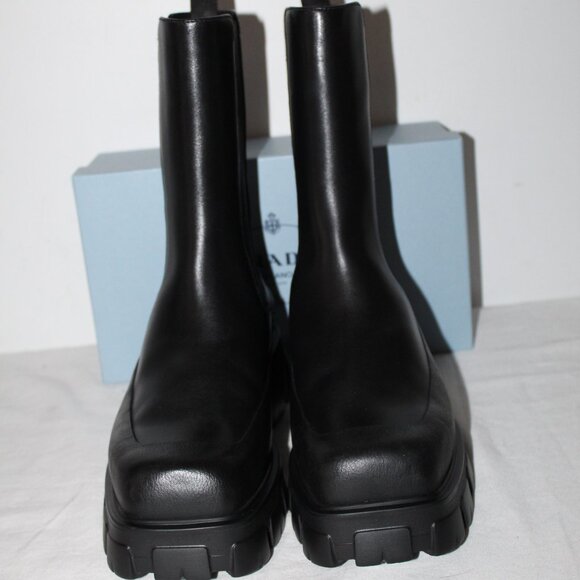 NWOB PRADA Black Monolith Chelsea Boot Mens Boots 7 - Picture 2 of 8